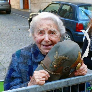 La foto, che abbiamo tratto dalla pagina Facebook del trimestrale &quot;Astigiani&quot;, che fece il giro del web