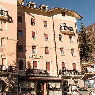 Il Residence Limone Aparthotel è un’offerta di vacanza in residence adatta a tutti Il Residence Limone Aparthotel è un’offerta di vacanza in residence adatta a tutti