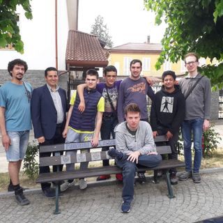 Il progetto &quot;Sos on the road&quot; riporta nuova vita all'arredo urbano di Castelnuovo Belbo