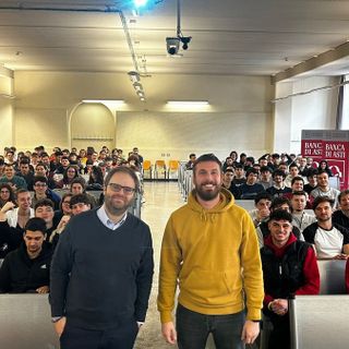 L'Artom ha raccontato 'Il caso Moro agli allievi con &quot;Qui si fa la storia&quot;