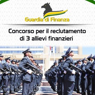 La locandina di annuncio reclutamento