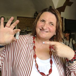 Renata Sorba e la polvere di luna; con Tomalino e i sei campioni di rocce da riconoscere
