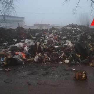 Roghi in via Guerra, dopo l'ennesimo intervento dei Vigili del Fuoco nelle ultime ore, l'ira dei 5 Stelle
