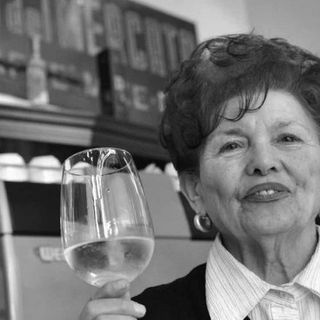 Rosalba Faussone, fotografata da Giulio Morra e intervistata nel numero in edicola di Astigiani
