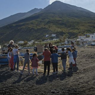 Un'immagine da &quot;Scuola in mezzo al mare&quot;