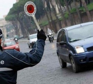 Da domani in Piemonte la &quot;scatola nera&quot; che permette anche alle auto inquinanti di circolare