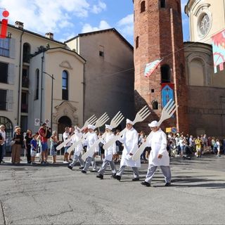 Oltre 70mila porzioni servite in piazza Alfieri per il Festival delle Sagre 2022