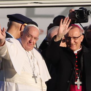 Il Santo Padre con il vescovo di Asti, monsignor Marco Prastaro (ph. Merfephoto - Efrem Zanchettin)