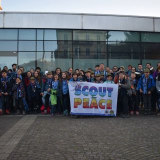Foto di gruppo per gli Scout Asti 1