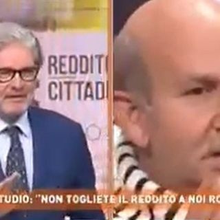 Paolo Del Debbio, conduttore della trasmissione, e Favil Seferovic in un fermo immagine tratto dalla trasmissione “Diritto e Rovescio”