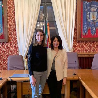 Il sindaco Anna Macchia con la dottoressa Marravicini