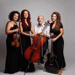 I protagonisti dello spettacolo in scena venerdì sera in Sala Pastrone