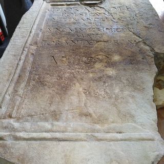 La stele funeraria di Revigliasco d'Asti