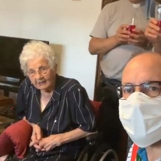 Buon compleanno Teresina! La matriarca cittadina ha compiuto 107 anni [VIDEO]