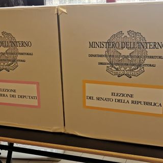 Urne pronte nei seggi