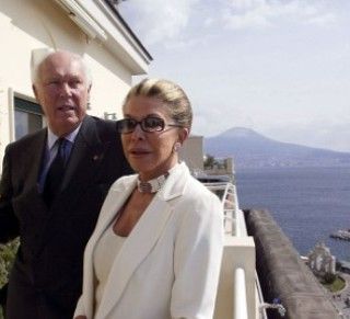 Vittorio Emanuele di Savoia, qui ritratto con la moglie Marina Doria