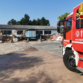Montechiaro, una tromba d’aria ha provocato il crollo di un capannone in regione Reale