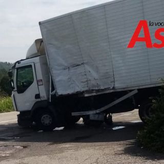 Incidente tra due mezzi pesanti in frazione Sessant