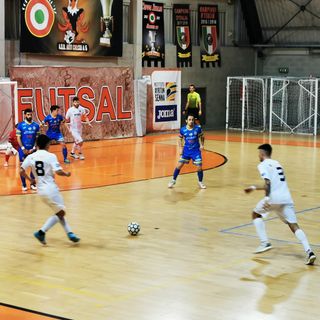 Partita di calcio a 5 al Palaerrebi di Asti