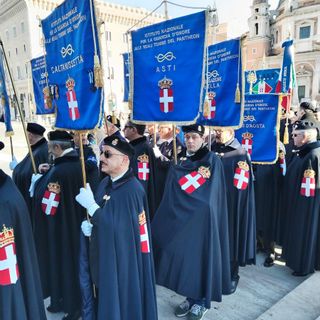 La Delegazione di Asti delle Guardie d’Onore alle Reali Tombe al Pantheon presente per il 145° anniversario della Fondazione dell’Istituto