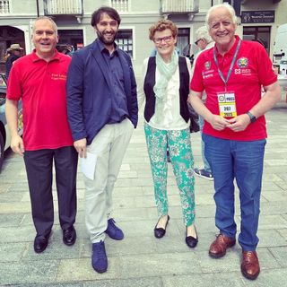 Il consigliere delegato alla Promozione del Territorio Maurizio Martino, il sindaco Simone Nosenzo e l'Assessore alla Cultura Ausilia Quaglia con Giampiero Sacchi