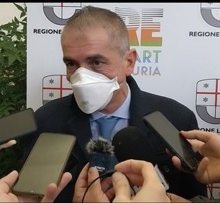 Costa: “La pandemia non finisce con lo stato d’emergenza, ma sarà un’estate senza restrizioni” (VIDEO)