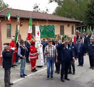 Grandi festeggiamenti a Piea per i 55 anni di fondazione degli Alpini
