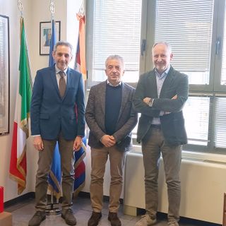 Angelo Marengo con l'assessore all'Agricoltura Protopapa