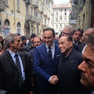 Silvio Berlusconi con Alberto Cirio in visita a Torino