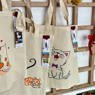 I regali di Natale 'fanno le fusa' con l'associazione Protezione Micio. Gadget e calendari per aiutare i mici più sfortunati [FOTOGALLERY]