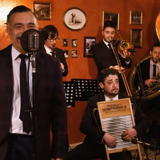 Da questa sera Asti è capitale della cultura con AstiTeatro. Si parte con la BandaKadabra