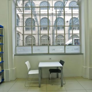 Un regalo originale? Le tessere della Biblioteca Astense Giorgio Faletti