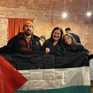 Mauro Bosia, capogruppo di Uniti si può, Carla Cocilova, disk dipartimento internazionale ARCI Toscana, e Claudia Rozzo, presidente di A Sinistra - Casa del Popolo