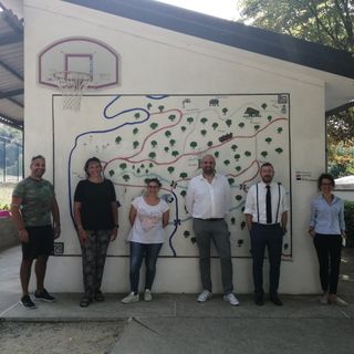 Da dx: I consiglieri provinciali Angelica Corino e Marco Lovisolo, il direttore Ente Turismo Mauro Carbone, il gestore Esposito Loredana e la funzionaria provinciale Paola Caldera e staff