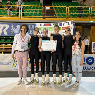 Buona performance della Blue Roller al campionato italiano Gruppi Spettacolo e sincronizzato 2022