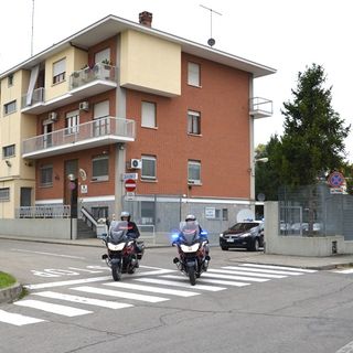 Colpi in villa e auto rubate: salgono a 67 i colpi attribuiti alla &quot;banda del buco&quot;