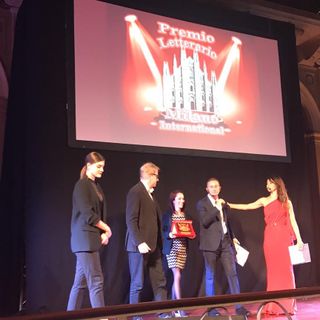 Premio Milano International: la scrittrice astigiana Manuela Caracciolo vince il primo premio come miglior romanzo