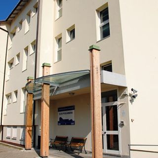 Covid free la Casa di riposo di San Damiano. In paese sono 52 i positivi. Una classe in quarantena all'Istituto Comprensivo