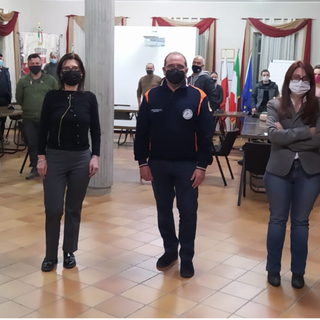 Il sindaco di Castagnole delle Lanze Mancuso, l’assessore al welfare dl comune Rosso il coordinatore del CPIA di Canelli Mossino e due insegnati del corso
