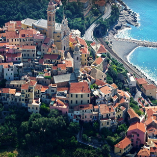 Mare, escursionismo, enogastronomia di nicchia e matrimoni. Giampellegrini:&quot;Liguria regione dei record&quot;