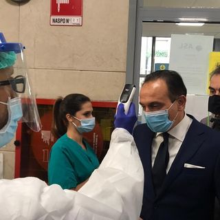 Zona Rossa, notte in bianco e Cirio all'attacco di Conte: &quot;Voglio che mi si spieghi la logica di queste scelte&quot;
