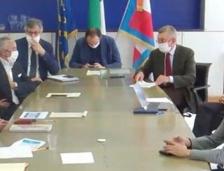 Fase 2, Cirio: &quot;Questo weekend sarà un test, lunedì faremo le prime valutazioni&quot;. E ribadisce: &quot;Al parco solo per correre o passeggiare&quot;