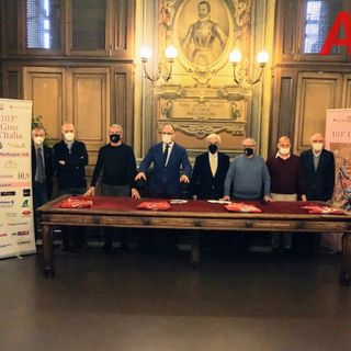 Ad Asti in Comune la conferenza stampa resoconto sul Giro d'Italia