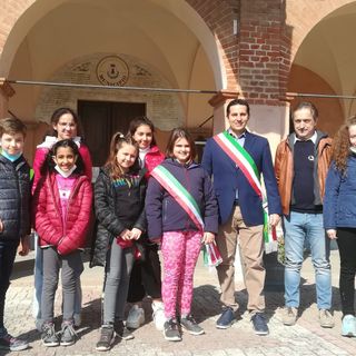 Primo consiglio comunale dei ragazzi e delle ragazze a Castelnuovo Belbo
