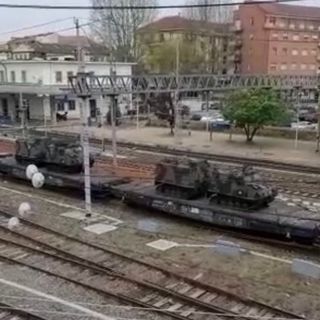 Mezzi militari in transito da Asti: &quot;La guerra non c'entra, sono solo mezzi per le truppe alpine&quot;