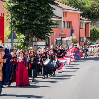 Cortemilia: una fiera partita col botto