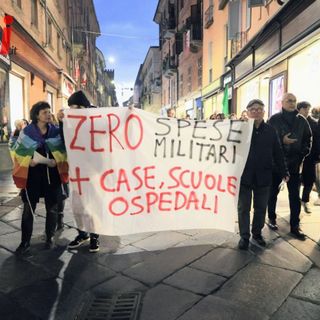 Il corteo per la pace organizzato in occasione del primo anniversario della guerra ucraina