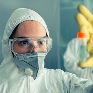 Bollettino Covid: in Piemonte continua il calo di nuovi infetti e la diminuzione di ricoveri