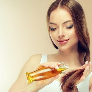 Cristalli liquidi per capelli: cosa sono e quali sono i benefici
