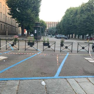 Ad Asti tornano i ladri di dehor. Scomparso nella notte quello del bar Carducci